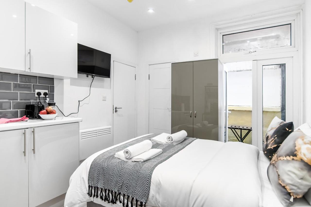 Livestay-modern Studio In Zone 2 Appartamento