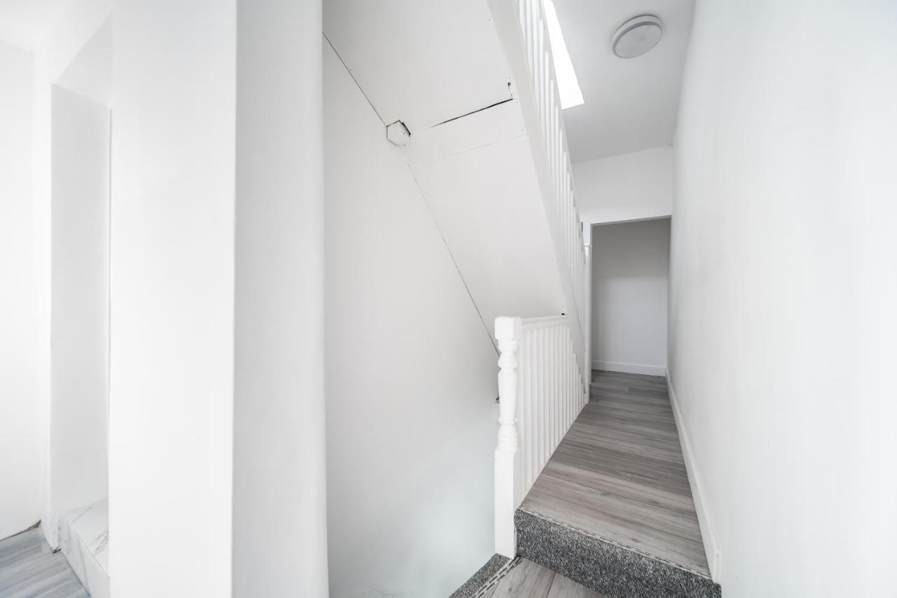 Livestay-modern Studio In Zone 2 Appartamento